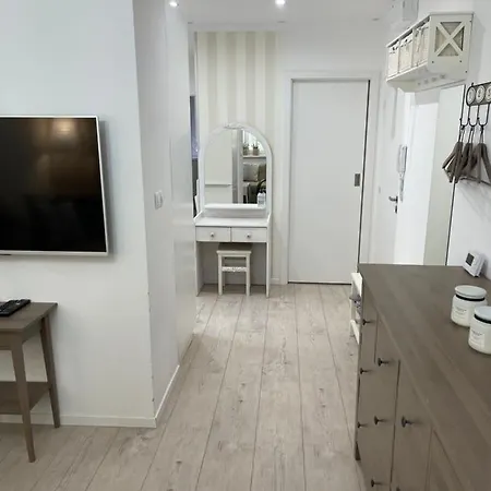 Cosy Apartmant In 公寓 *